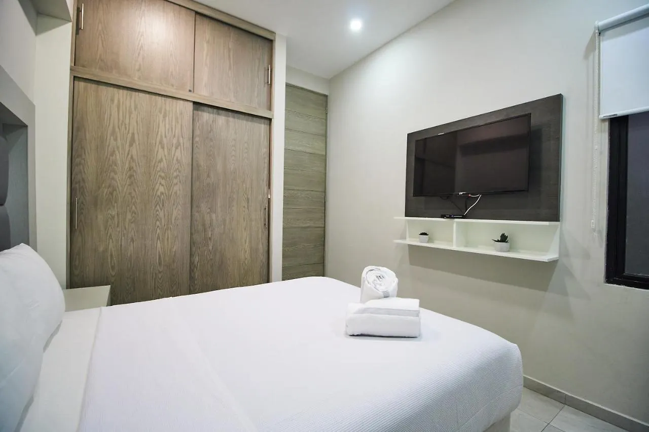 Aparthotel Torre 42 Playa Del Carmen By Lockey